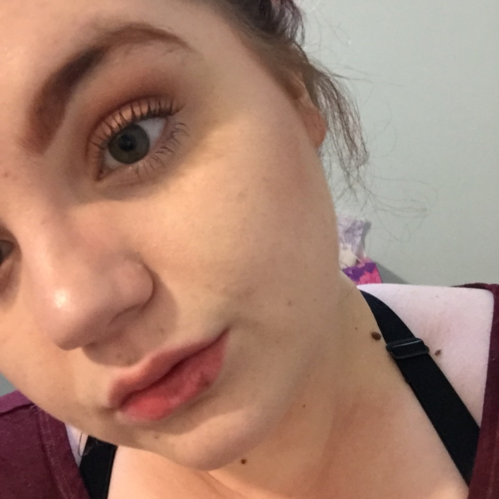 Meet your Posher, Lily